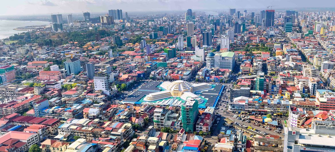 UN rights expert urges key reforms in Cambodia | UN News